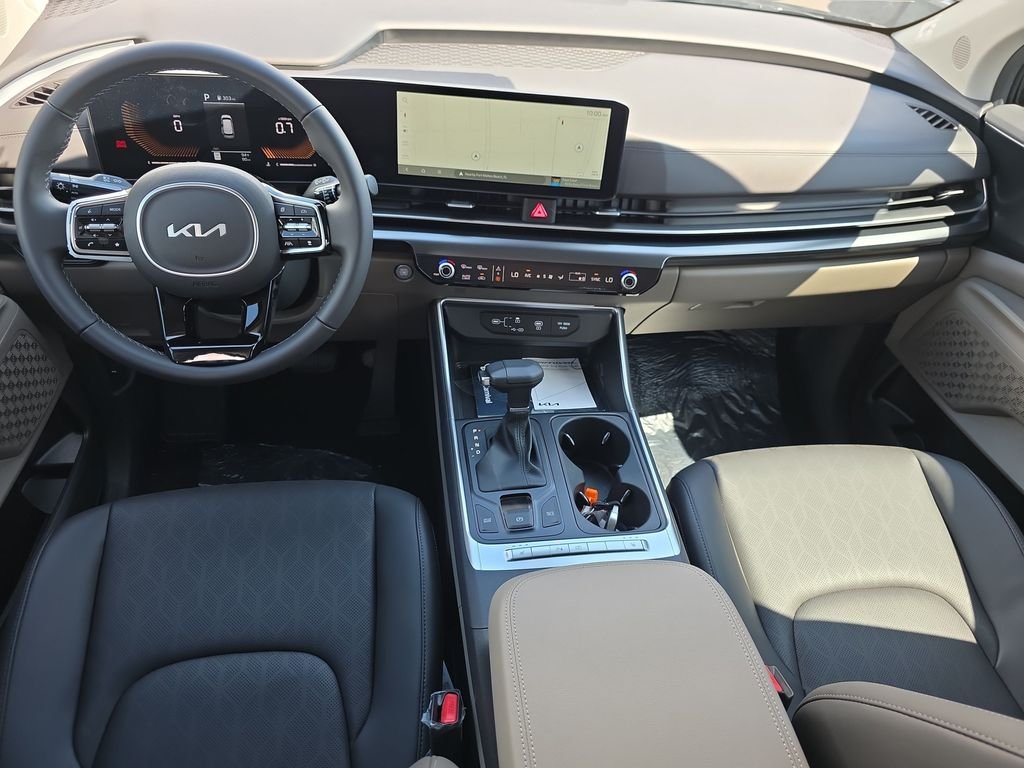 New 2026 Aurora Black Pearl Kia LXS image 14