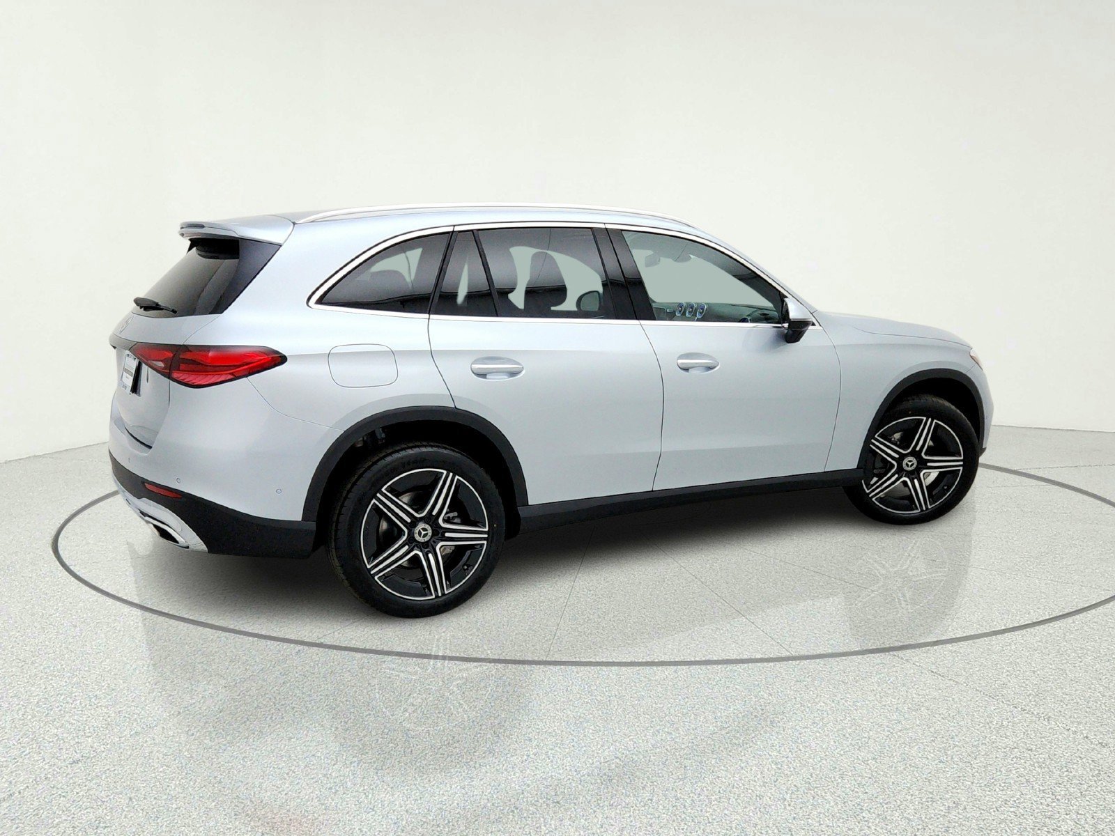 New 2026 Cirrus Silver Metallic Mercedes-Benz GLC 300 SUV image 29