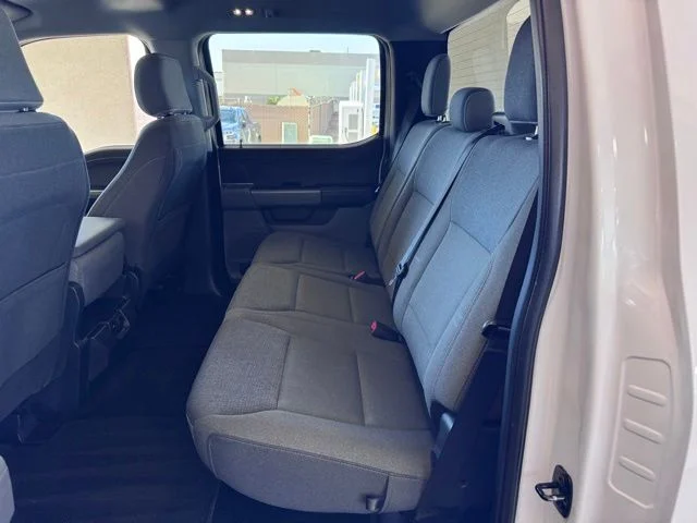 2025 Ford F-150 XLT - Photo 12