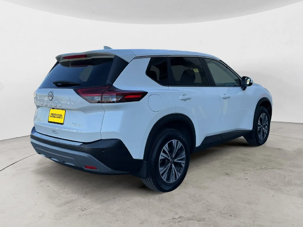 Used 2023 White Nissan SV image 8