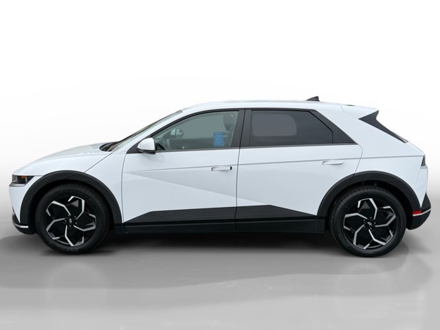 Certified Used 2024 White Hyundai SEL image 2