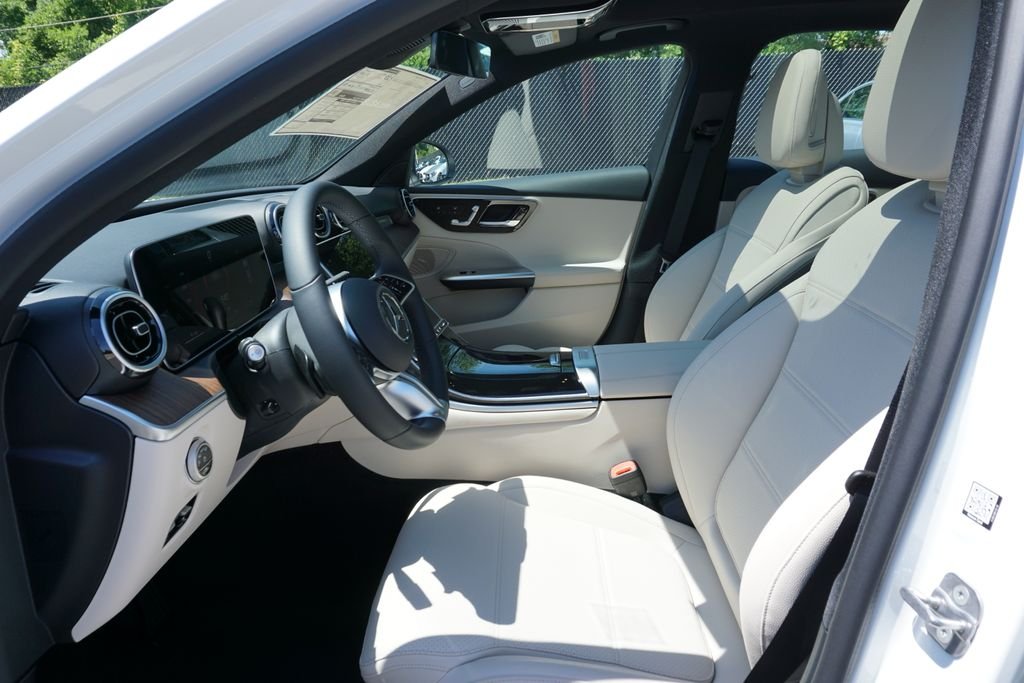 2025 Mercedes-Benz C-Class Sedan C 300 - Photo 20