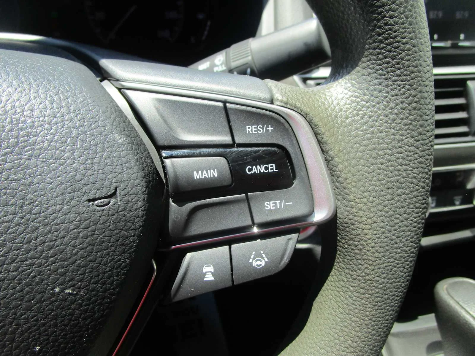 Used 2020 Modern Steel Metallic Honda LX image 29