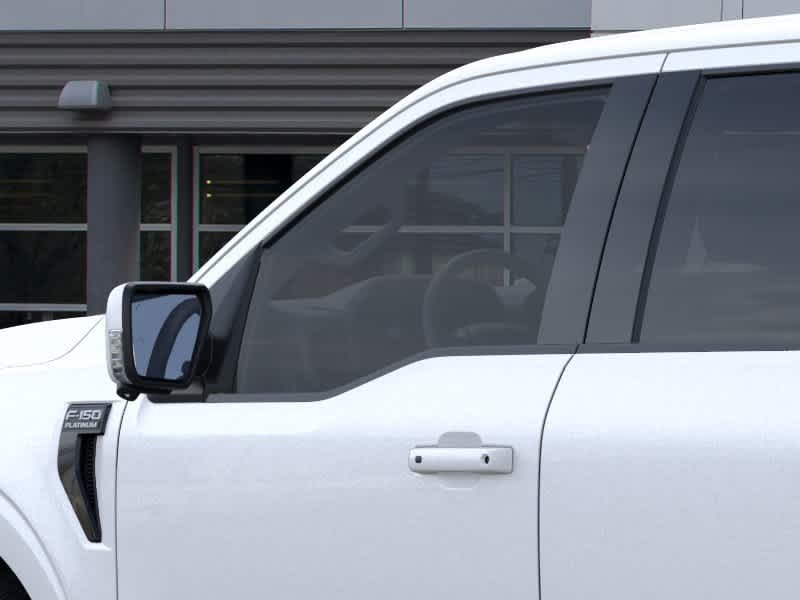 New 2026 Star White Metallic Tri-Coat Ford Platinum® image 20