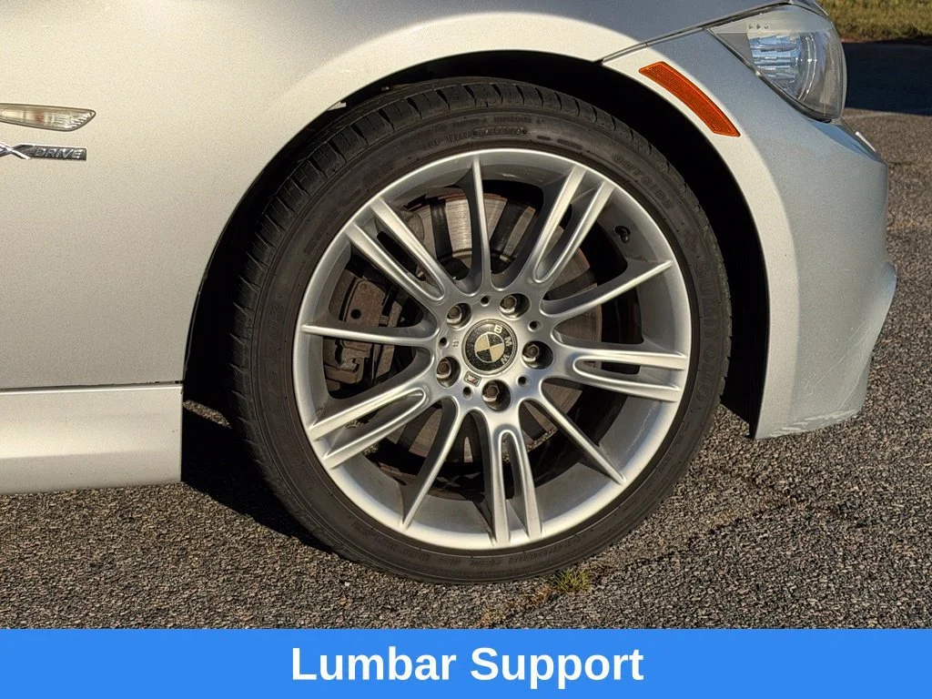 Used 2011  BMW 335i xDrive image 13
