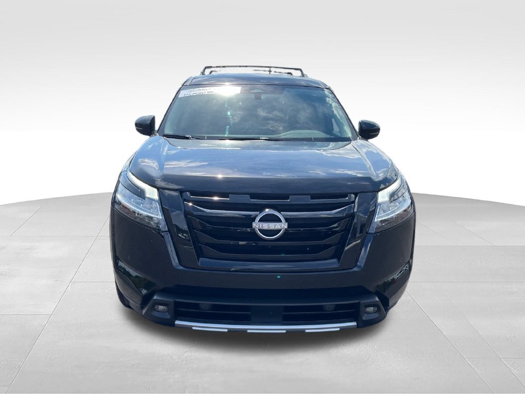 Used 2023 Black Nissan SL image 8