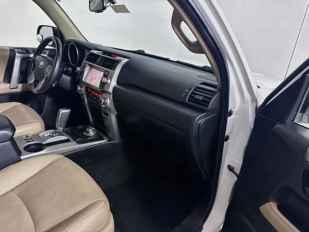 Used 2013 Blizzard Pearl Metallic Toyota Limited image 28