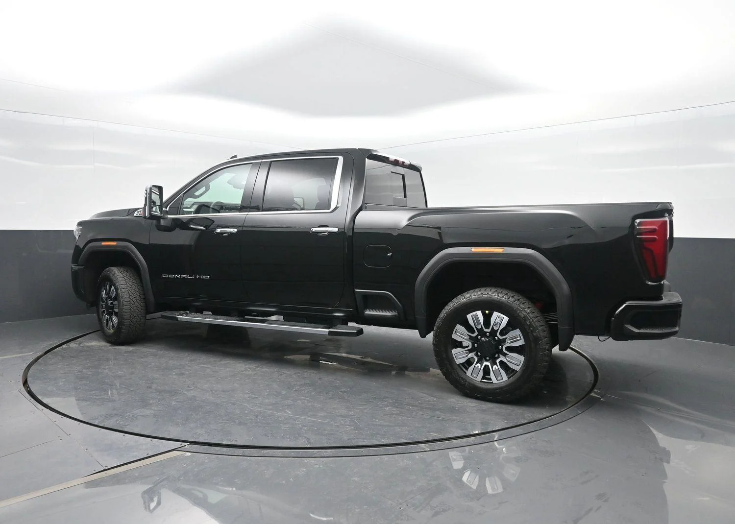 2026 GMC Sierra 2500HD Denali - Photo 49
