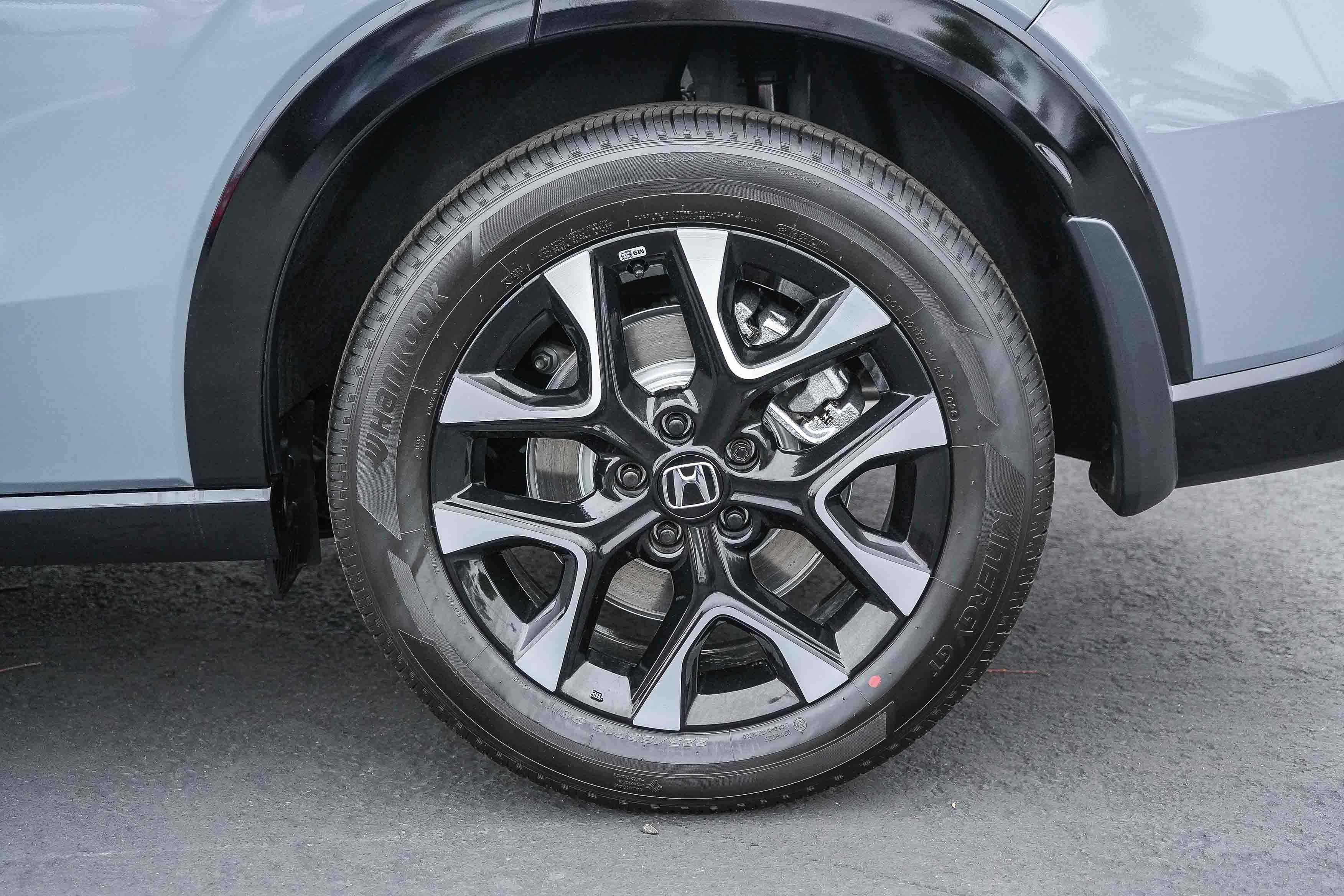 New 2027 Urban Gray Pearl Honda EX-L image 10