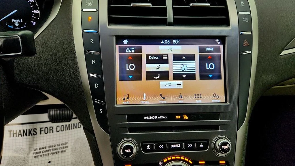Used 2017 Magnetic Grey Metallic Lincoln Reserve FWD w/ Power Moonroof, 19