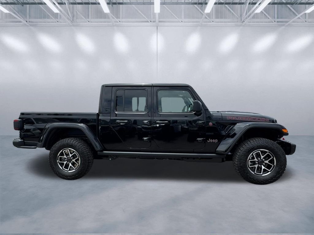 New 2026 Black Clear-Coat Exterior Paint Jeep Rubicon X image 3