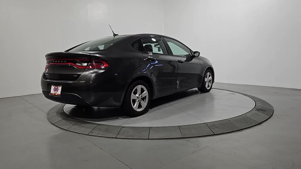 Used 2015 Gray Dodge SXT image 5