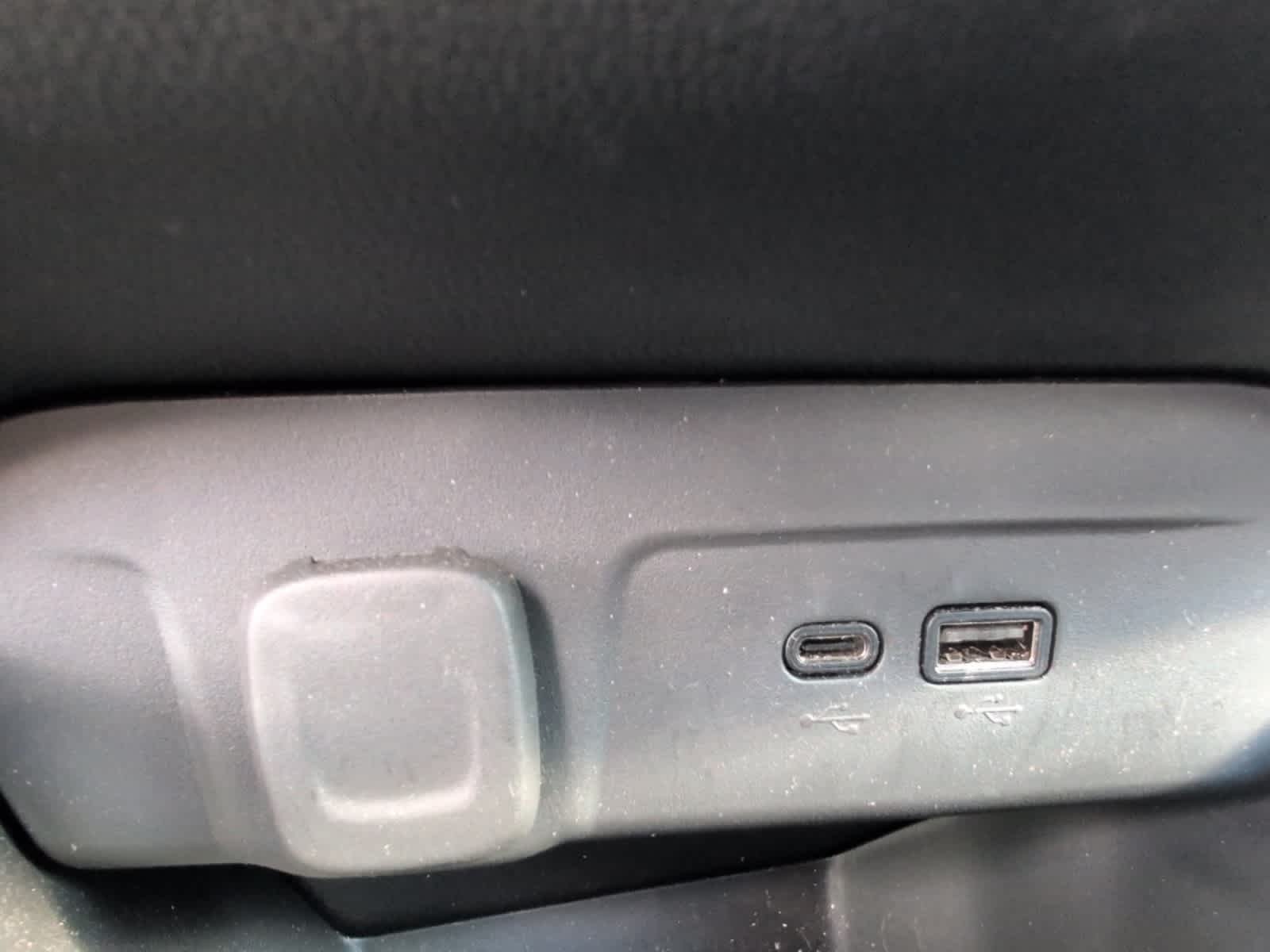 Used 2025 Marina Blue Metallic Chevrolet LT image 19