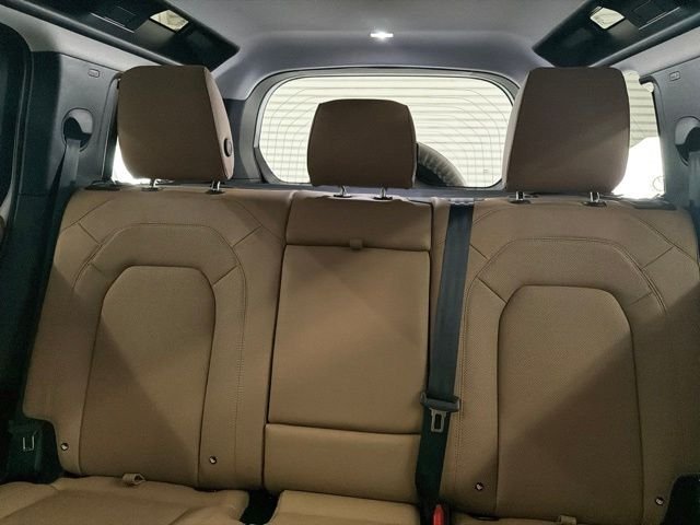 Certified Used 2026 Fuji White Land Rover S image 23
