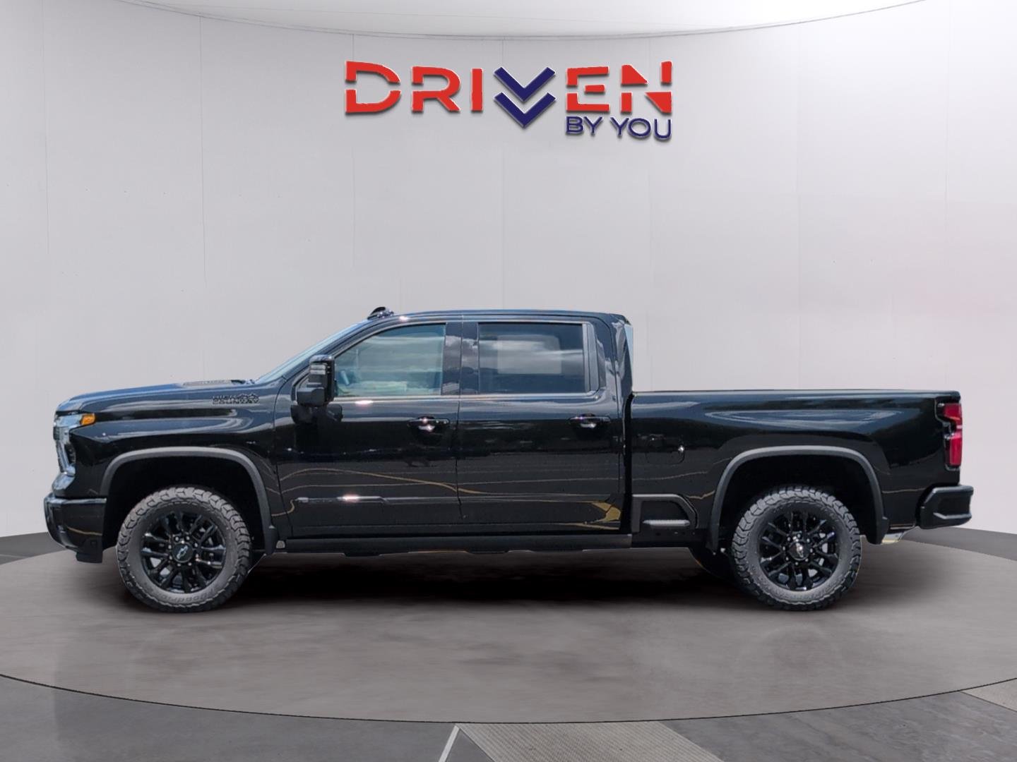 New 2026 Black Chevrolet High Country image 2