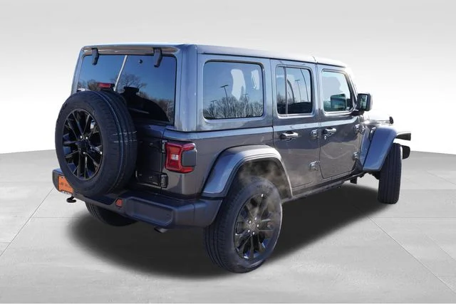 Certified Used 2025 Gray Jeep Sahara 4xe image 5