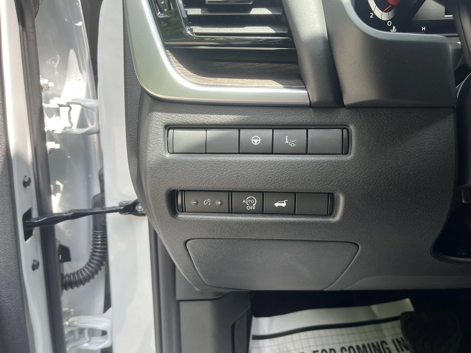 New 2026 Everest White Pearl TriCoat Nissan Platinum image 34