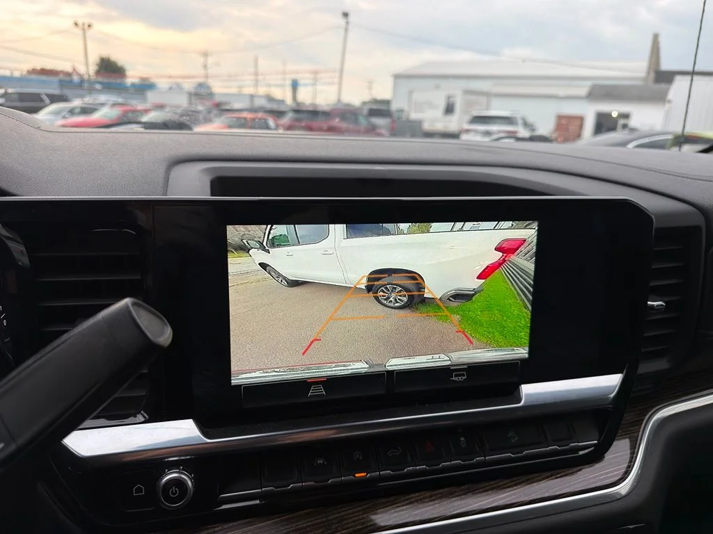 Used 2022 Black GMC Elevation image 7