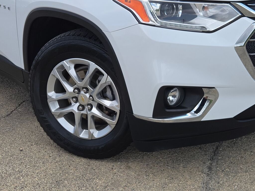 Used 2019 White Chevrolet LT image 3