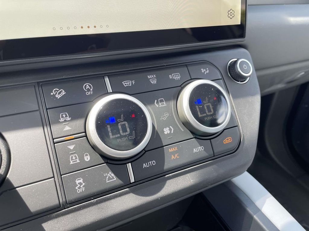 New 2026 Woolstone Green Land Rover S image 30
