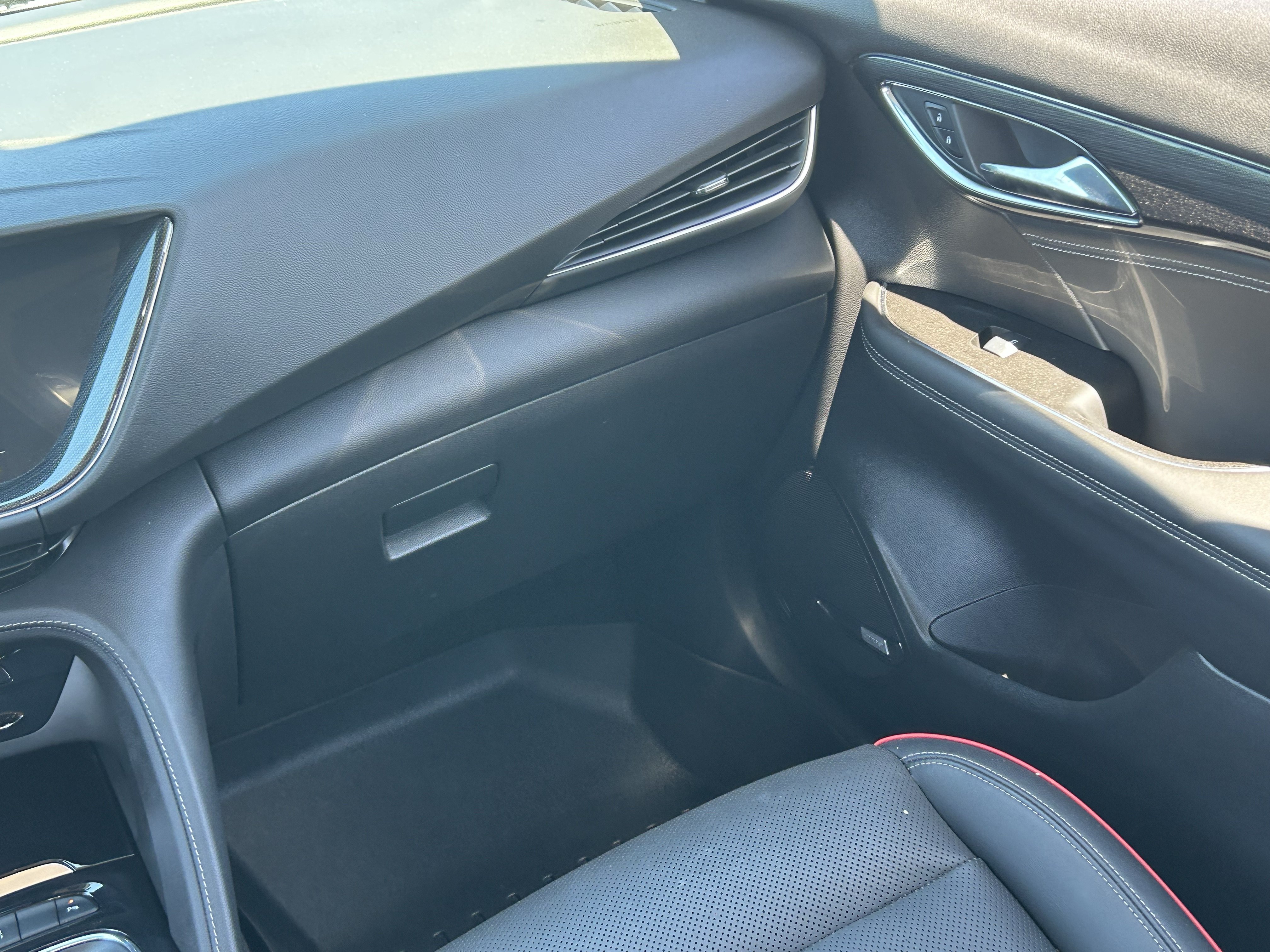 2022 Buick Envision Essence - Photo 20