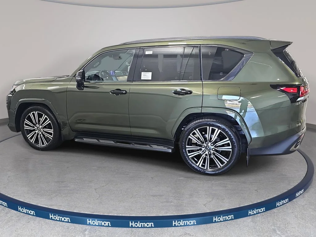 New 2026 Nori Green Pearl Lexus LUXURY image 8