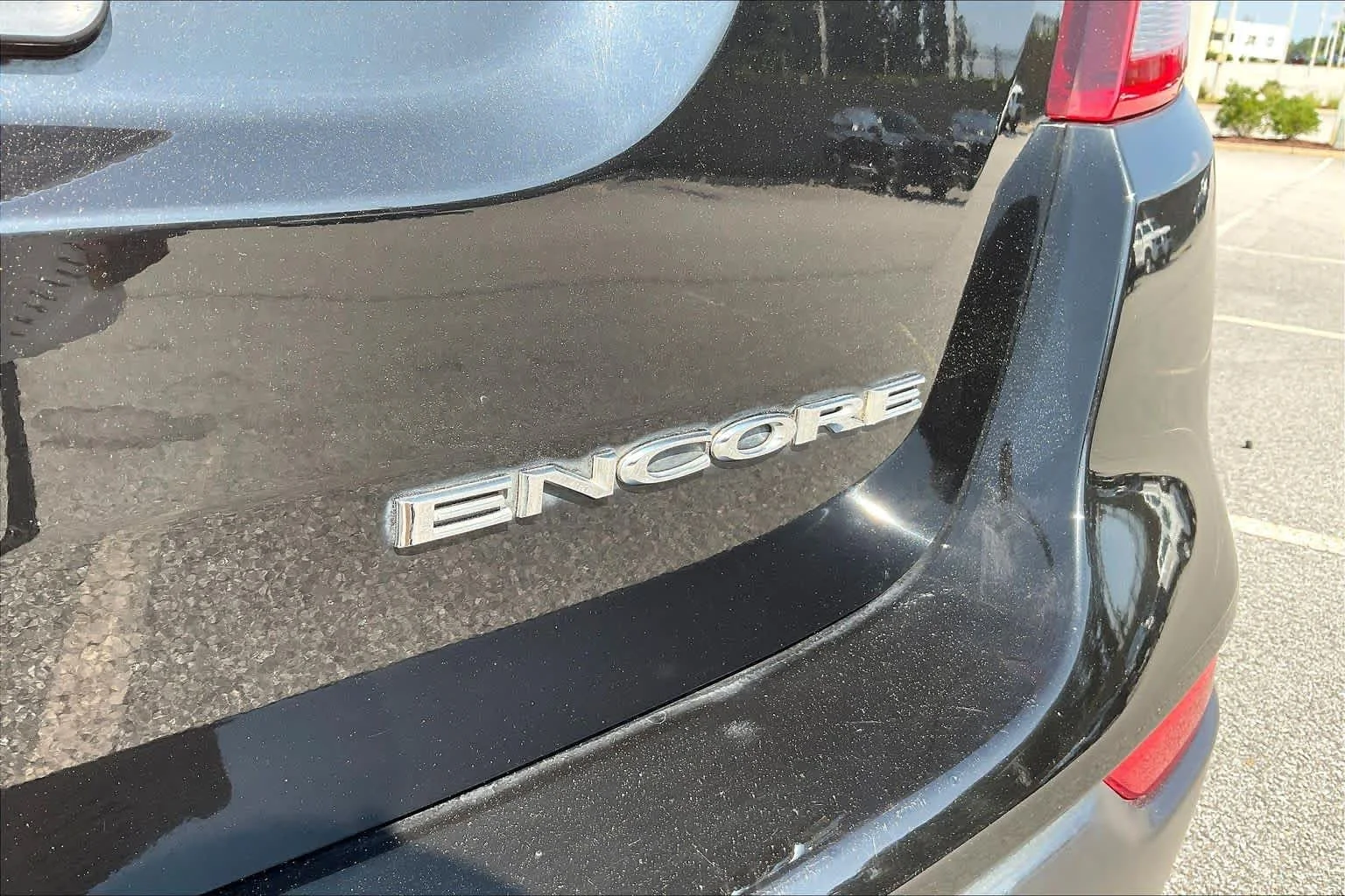 Used 2019 Ebony Twilight Metallic Buick Preferred image 30