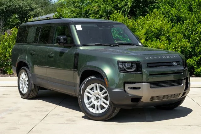 New 2026 Green Land Rover S image 7