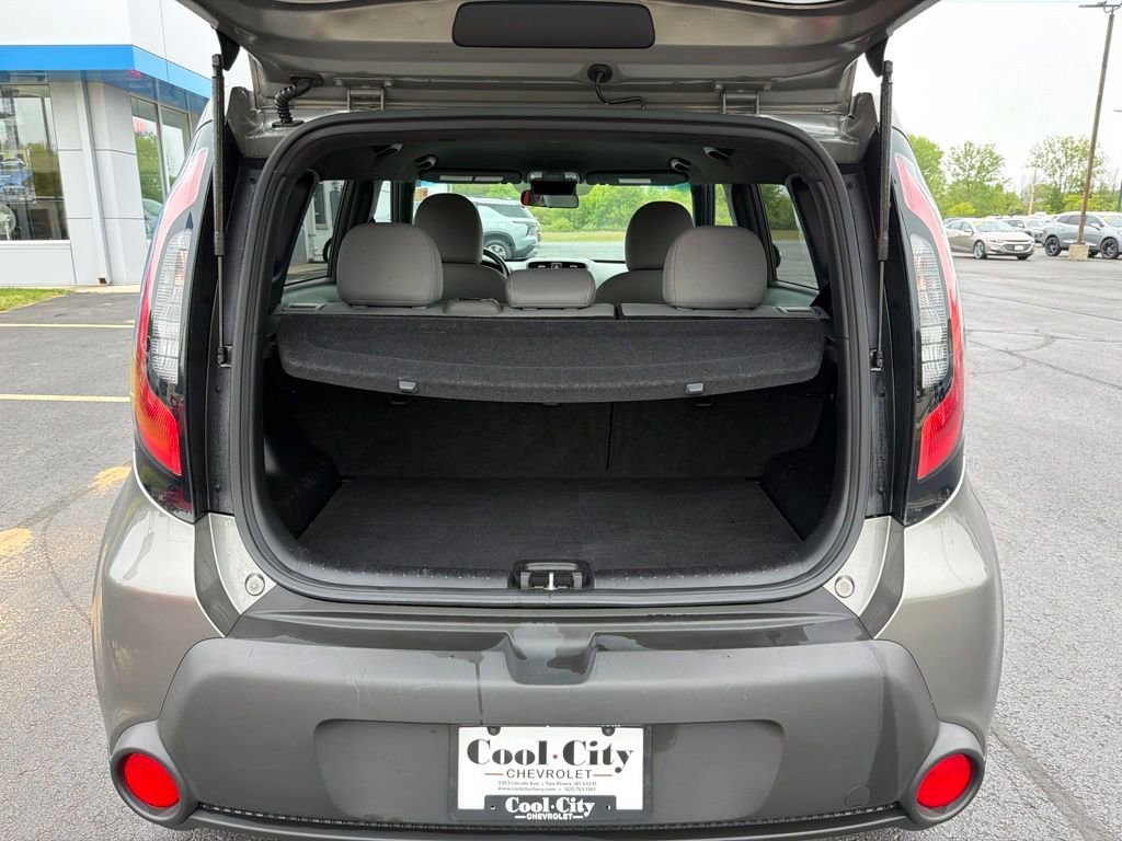Used 2014 Gray Kia + image 9