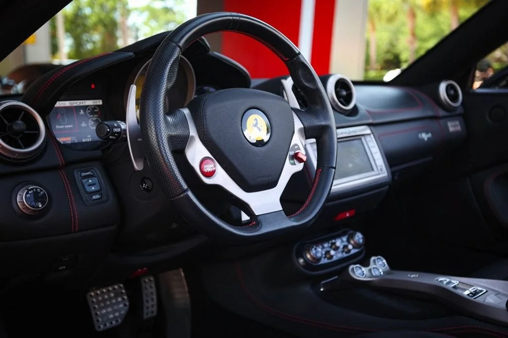 Used 2011 Nero Daytona Ferrari Base image 43