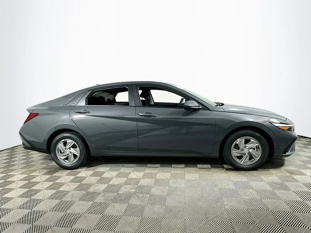 New 2026 Gray Hyundai SE image 2