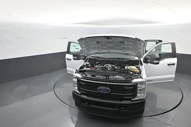New 2026 White Ford XL image 28