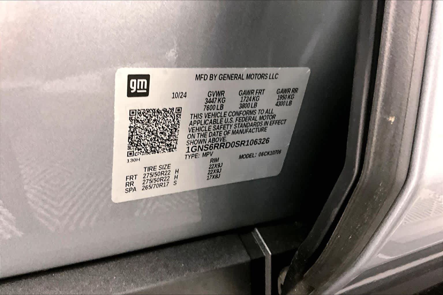 Used 2025 Sterling Gray Metallic Chevrolet RST image 36