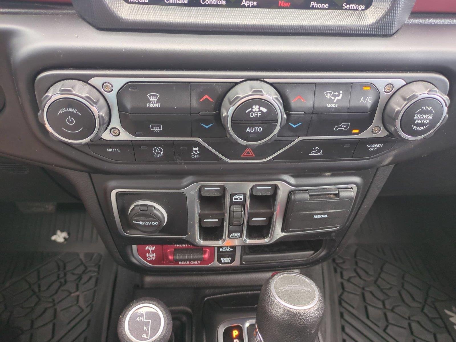 Used 2023 Bright White Clearcoat Jeep Rubicon image 27