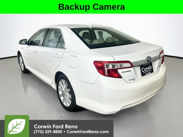 Used 2012 Super White Toyota XLE image 5