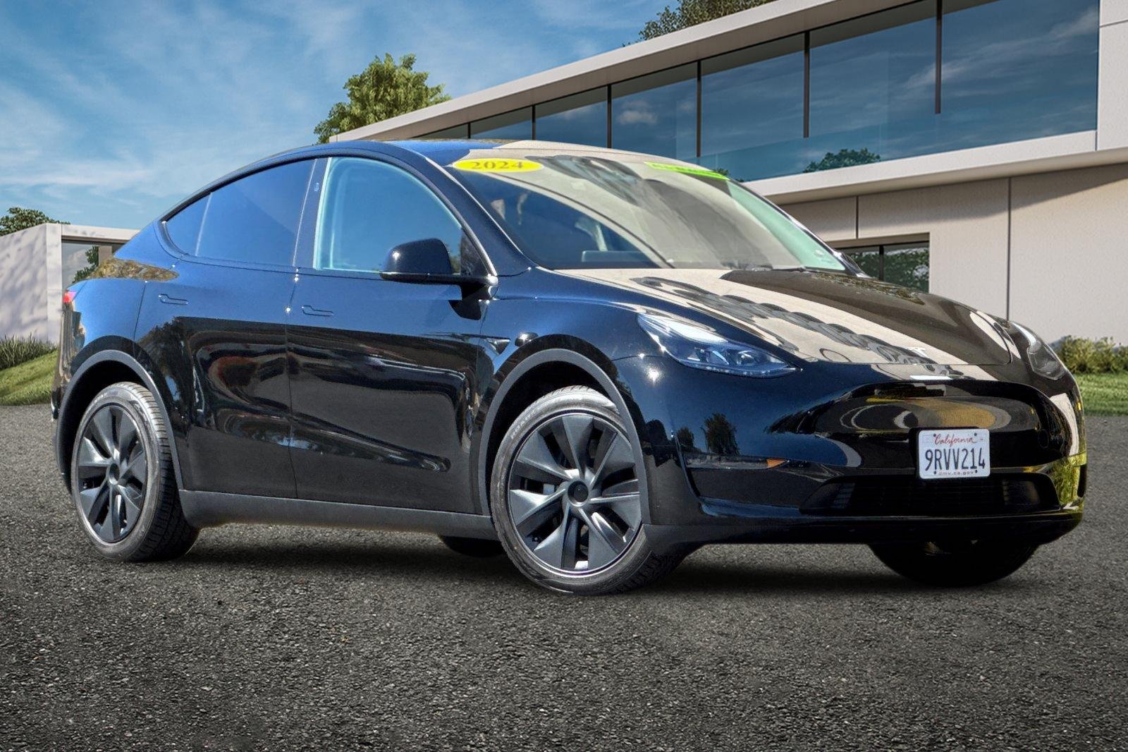 Used 2024 Tesla Model Y Long Range with VIN 7SAYGDEE6RA332243 for sale in Walnut Creek, CA