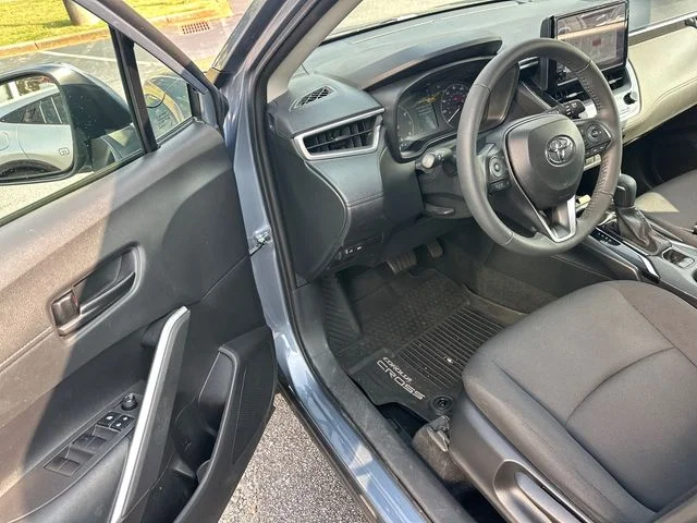 Used 2024  Toyota LE image 11