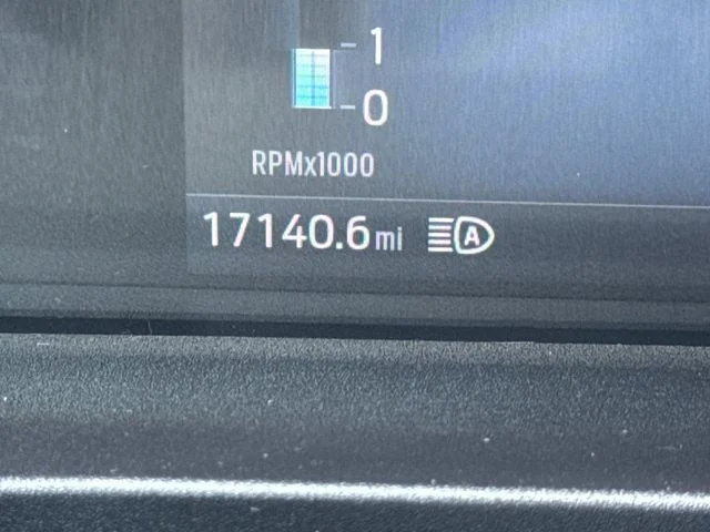 Used 2025 Beige Ford XL image 36
