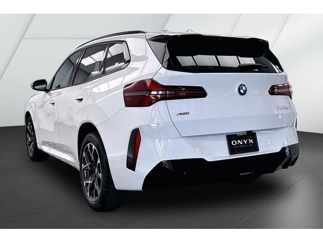 New 2026 Alpine White BMW 30 xDrive image 9