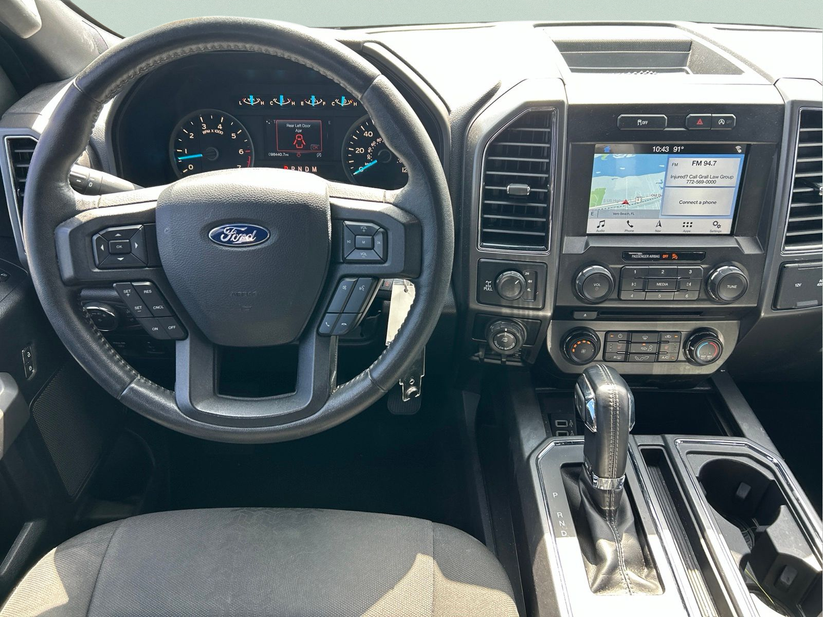 Used 2018 Gray Ford XLT image 23