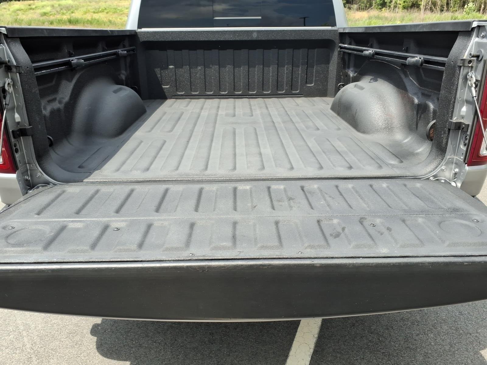 Used 2022 Billet Silver Metallic Clearcoat Ram Big Horn image 30