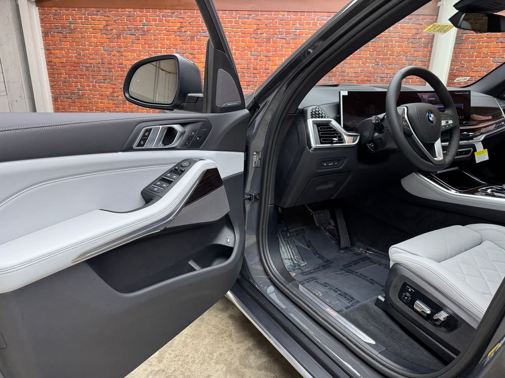 New 2026 Gray BMW xDrive50e image 9