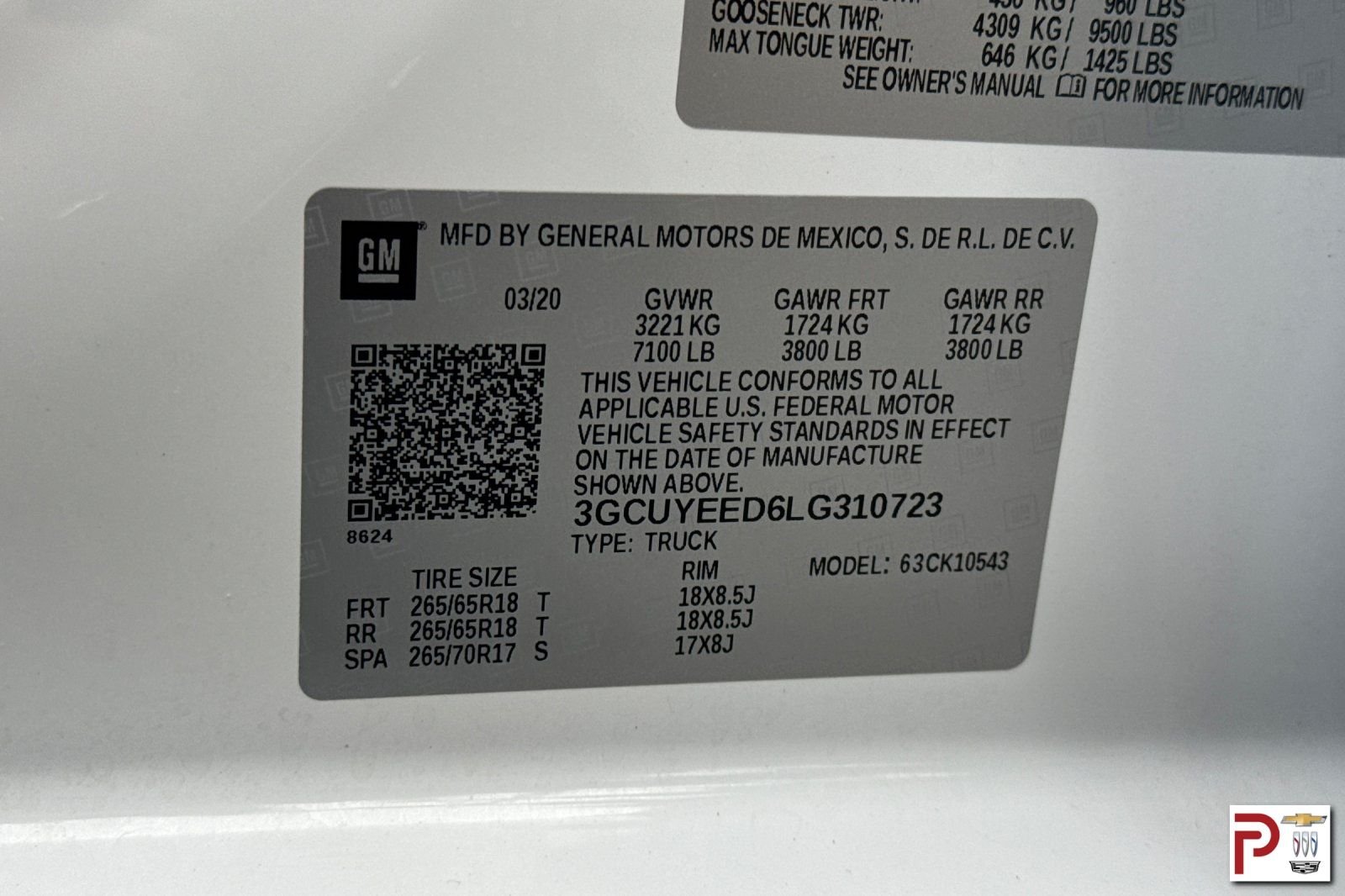 Used 2020 White Chevrolet RST image 35