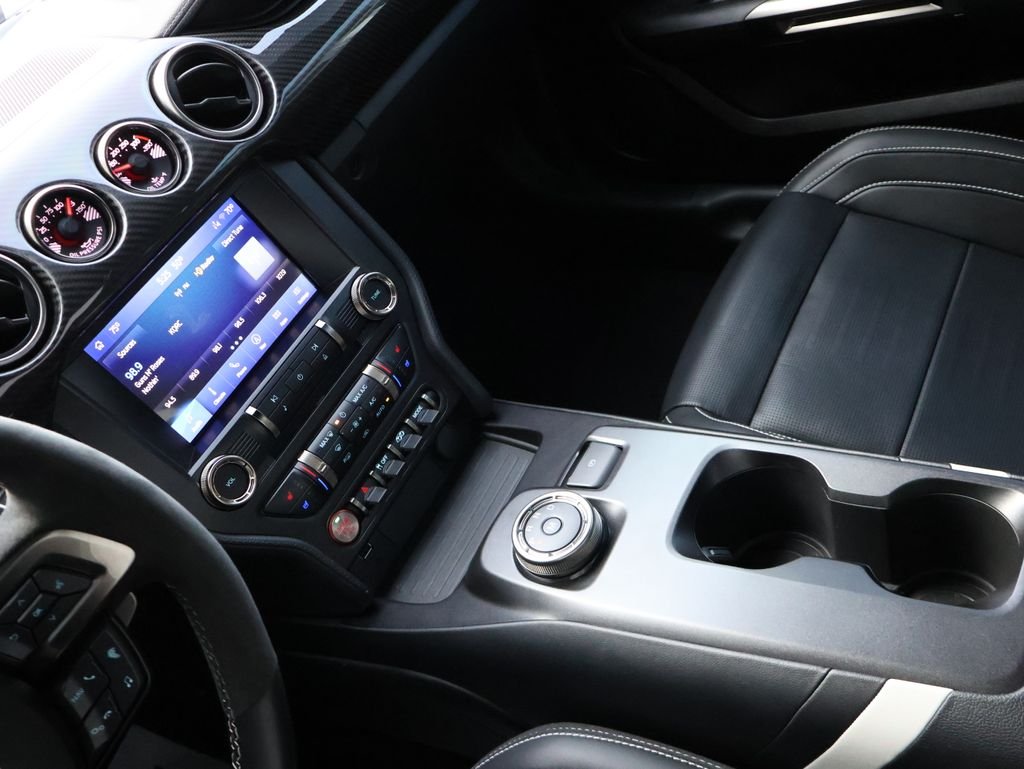 Used 2022 Oxford White Ford Shelby GT500 image 20