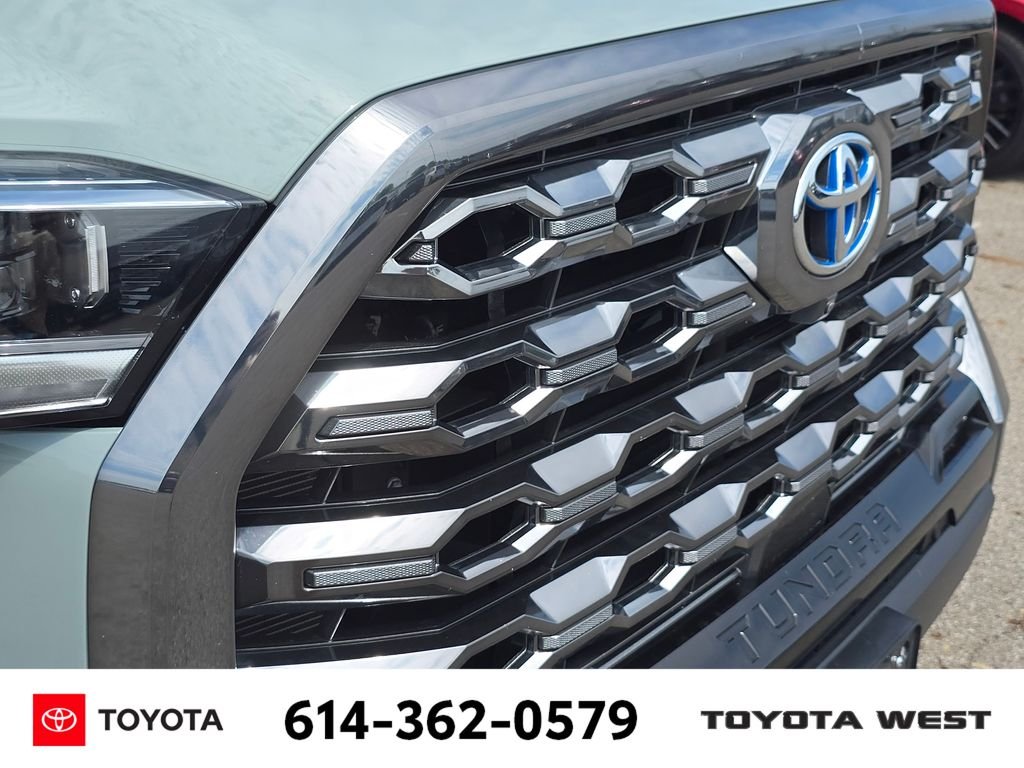 Used 2024  Toyota Platinum image 12