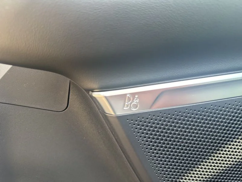 New 2025 Star White Metallic Tri-Coat Ford TREMOR® image 32