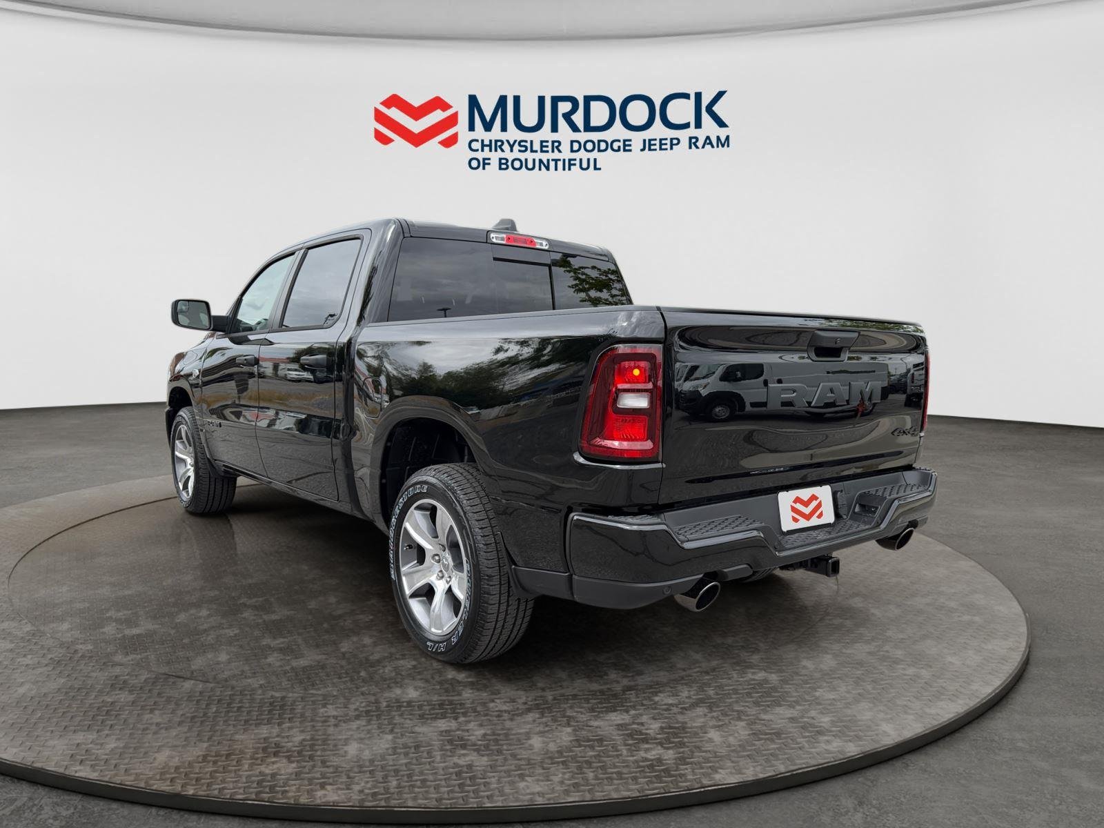 New 2026 Diamond Black Crystal Pearl-Coat Exterior Paint RAM Express image 3
