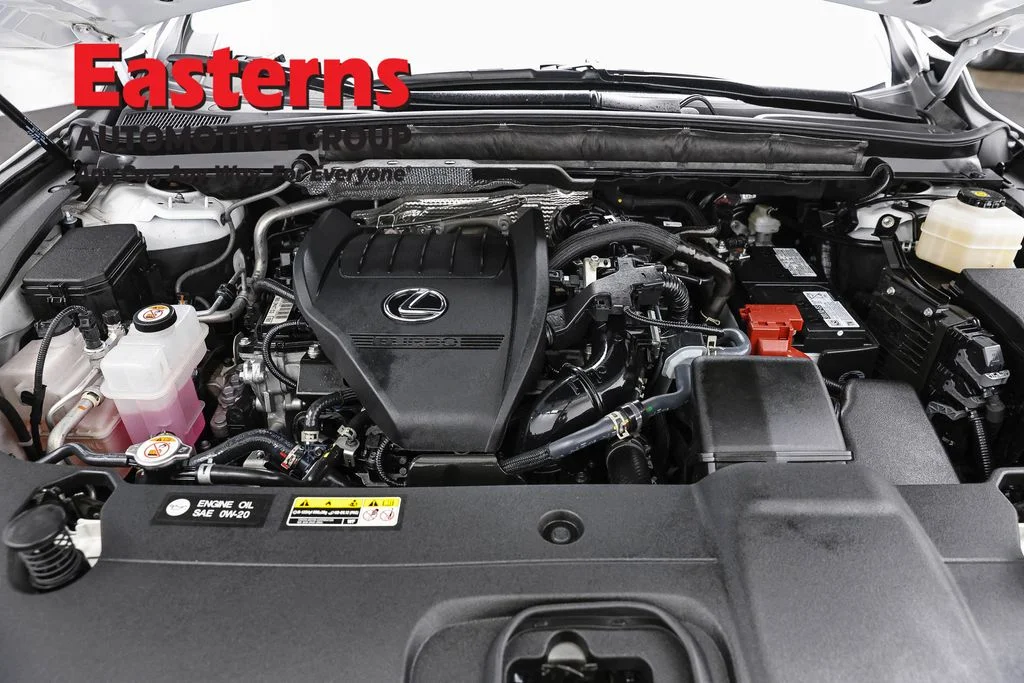 Used 2025 White Lexus 350 Luxury image 7