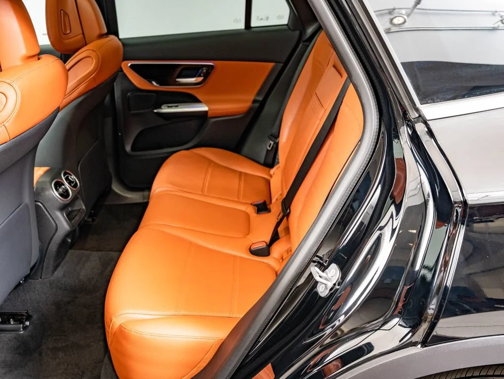 New 2026 Black Mercedes-Benz GLC 300 image 42