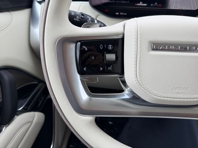 New 2026 Ostuni Pearl White Land Rover SE image 22